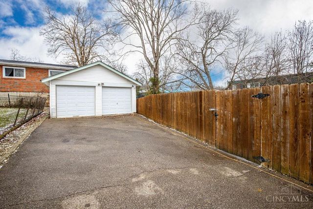 1813 Sutton Avenue, Cincinnati, OH 45230