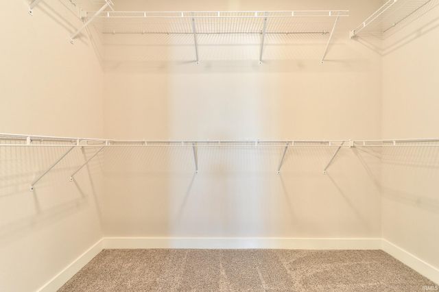 5708 Abbe Wood Drive, Newburgh, IN 47630