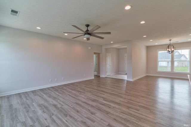 5708 Abbe Wood Drive, Newburgh, IN 47630