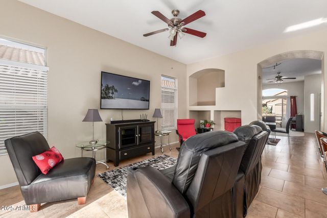 10629 E EL MORO Avenue, Mesa, AZ 85208