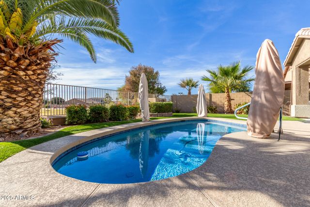 10629 E EL MORO Avenue, Mesa, AZ 85208