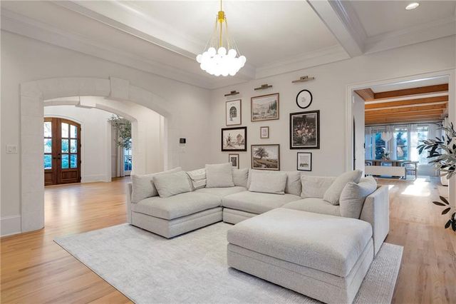 325 White Columns Court, Milton, GA 30004