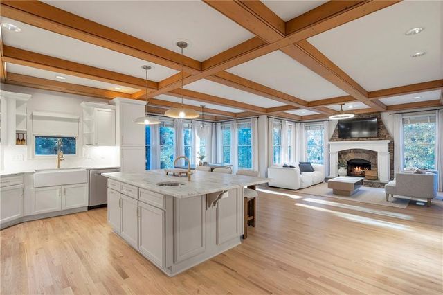 325 White Columns Court, Milton, GA 30004