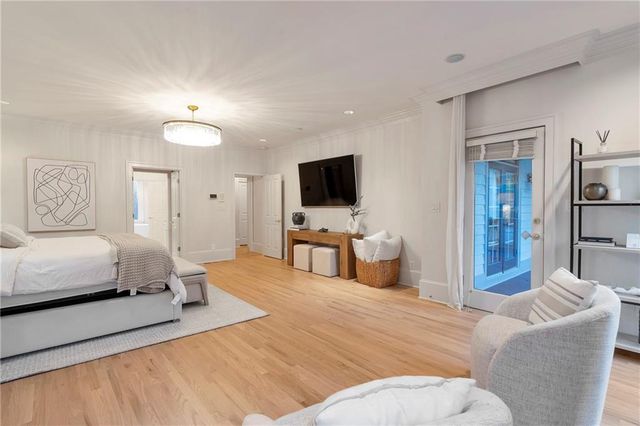 325 White Columns Court, Milton, GA 30004