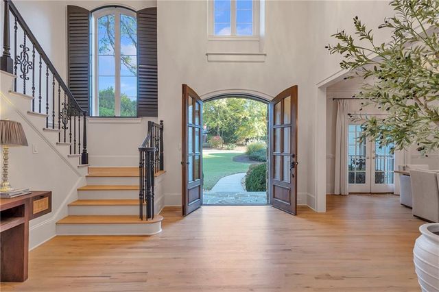 325 White Columns Court, Milton, GA 30004