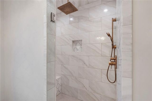 325 White Columns Court, Milton, GA 30004