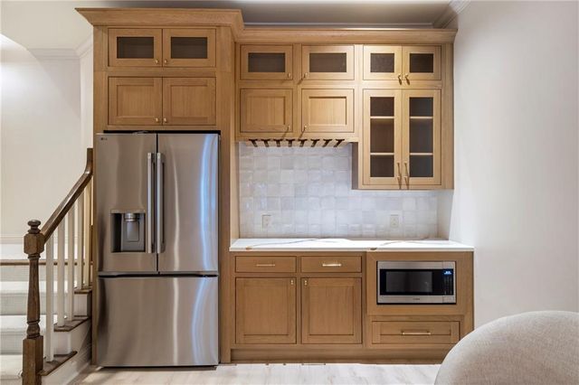 325 White Columns Court, Milton, GA 30004