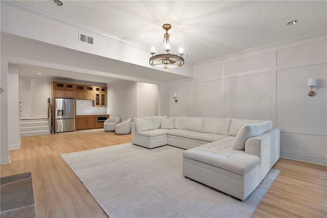 325 White Columns Court, Milton, GA 30004