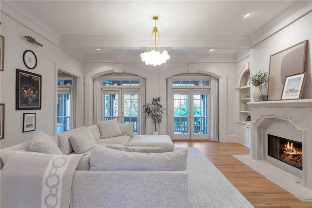 325 White Columns Court, Milton, GA 30004