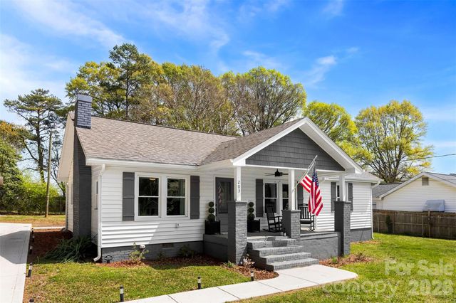 203 Blanche Avenue, Belmont, NC 28012