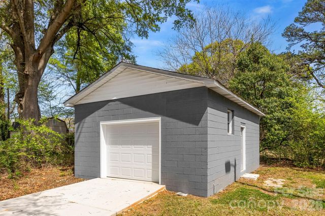 203 Blanche Avenue, Belmont, NC 28012