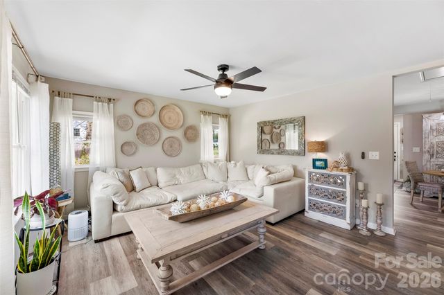 203 Blanche Avenue, Belmont, NC 28012