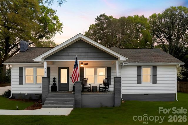 203 Blanche Avenue, Belmont, NC 28012