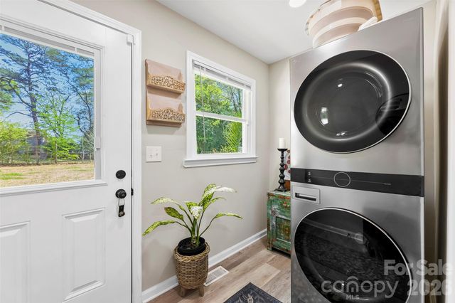 203 Blanche Avenue, Belmont, NC 28012