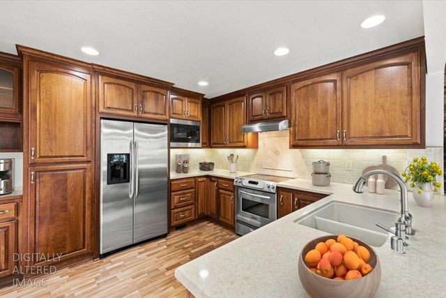 11780 Alta Sierra Dr, Grass Valley, CA 95949