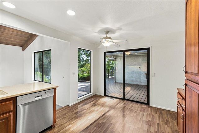 11780 Alta Sierra Dr, Grass Valley, CA 95949