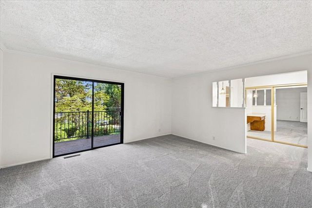 11780 Alta Sierra Dr, Grass Valley, CA 95949