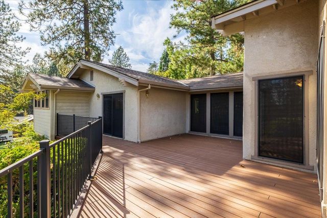 11780 Alta Sierra Dr, Grass Valley, CA 95949