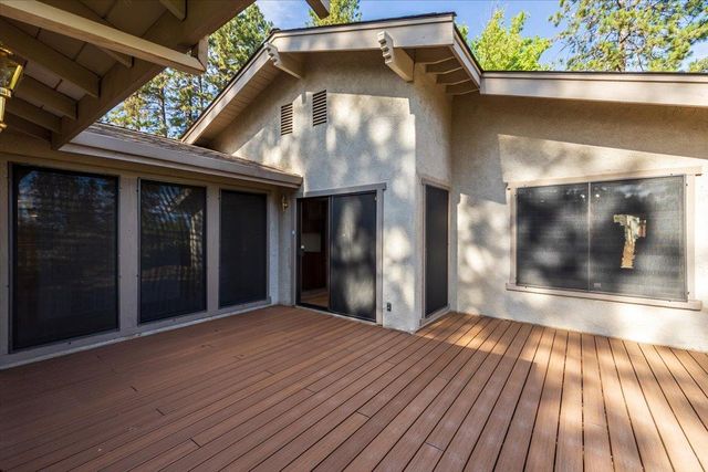 11780 Alta Sierra Dr, Grass Valley, CA 95949