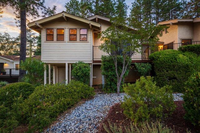 11780 Alta Sierra Dr, Grass Valley, CA 95949