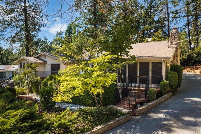 11780 Alta Sierra Dr, Grass Valley, CA 95949