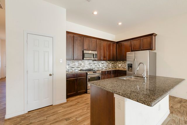 14247 Greenhaw Lane, Dallas, TX 75253