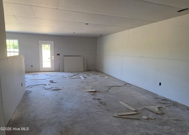 756 Jordan Road, Autryville, NC 28318