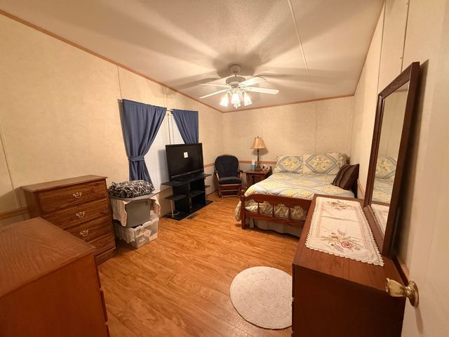 524 Parks Ridge Road, Russell Springs, KY 42642