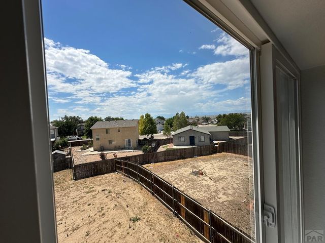 2212 Cowhand Place, Pueblo, CO 81008