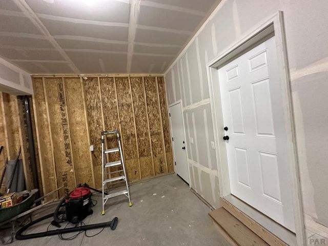 2212 Cowhand Place, Pueblo, CO 81008