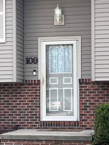 109 Suelynn Drive, Normal, IL 61761