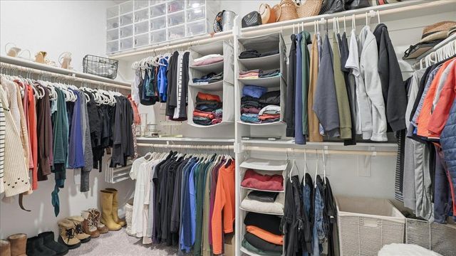 1003 Carson River Dr, Lincoln, CA 95648