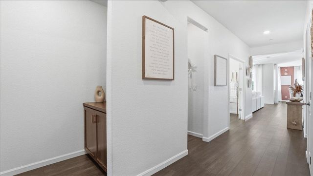 1003 Carson River Dr, Lincoln, CA 95648