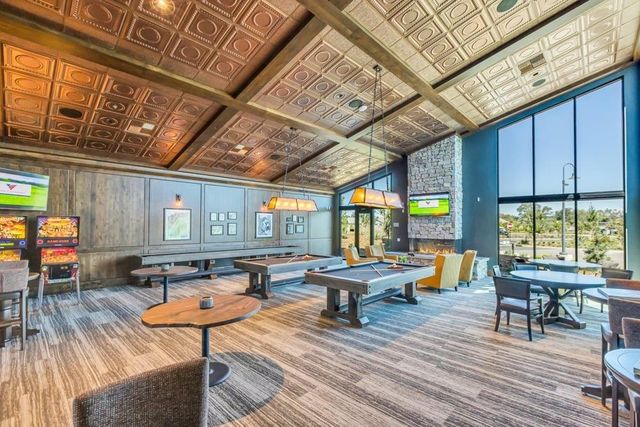 1003 Carson River Dr, Lincoln, CA 95648