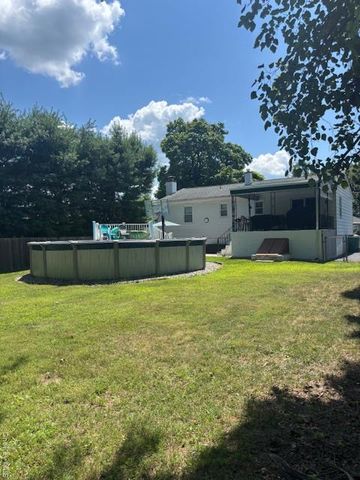 13 Glen Drive, Wappingers Falls, NY 12590