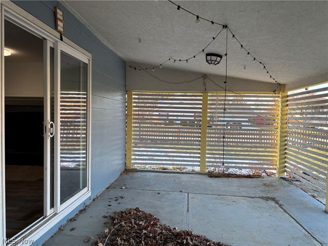 114 Timberlane Drive, Elyria, OH 44035