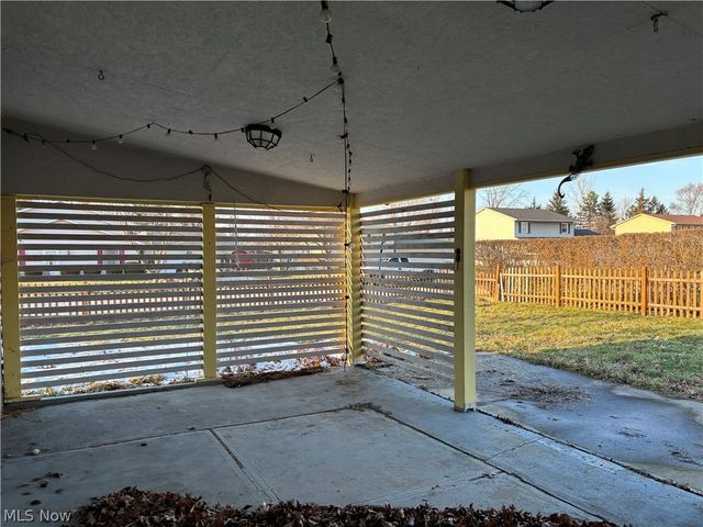 114 Timberlane Drive, Elyria, OH 44035