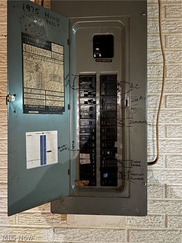 114 Timberlane Drive, Elyria, OH 44035