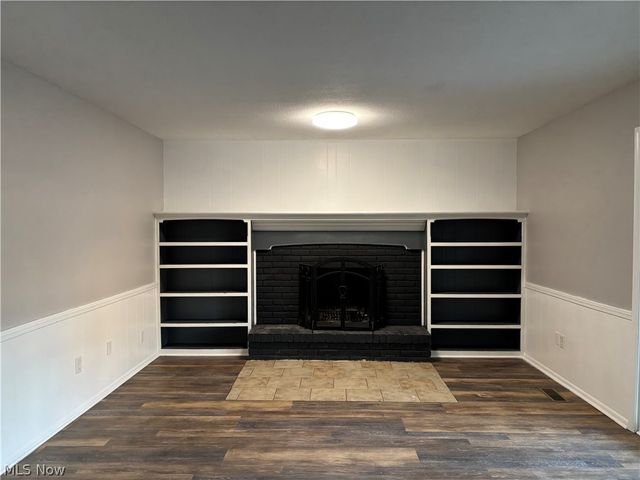 114 Timberlane Drive, Elyria, OH 44035