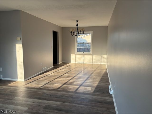 114 Timberlane Drive, Elyria, OH 44035