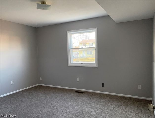 114 Timberlane Drive, Elyria, OH 44035