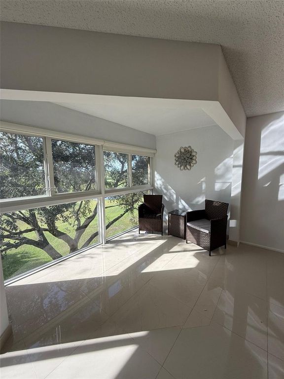 1300 SW 125th Ave 404K, Pembroke Pines, FL 33027