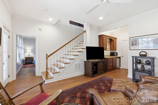19 Thornapple Drive, Hendersonville, NC 28739