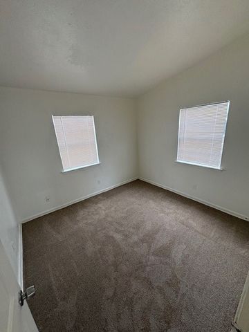 925 Grande Drive, Mesquite, TX 75149