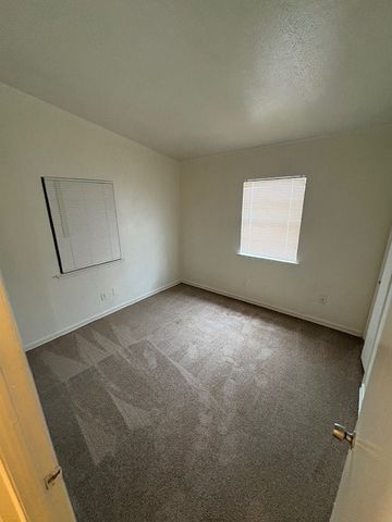 925 Grande Drive, Mesquite, TX 75149