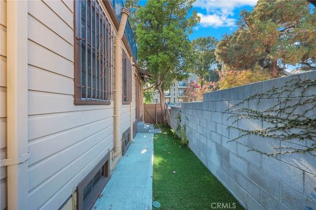428 S HOOVER, Los Angeles, CA 90020