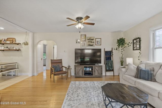 3233 Harold Street, Rotterdam, NY 12306