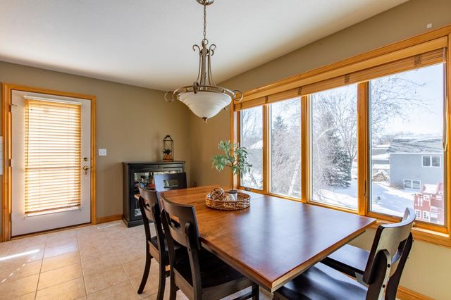 4418 4th Place NW, Rochester, MN 55901