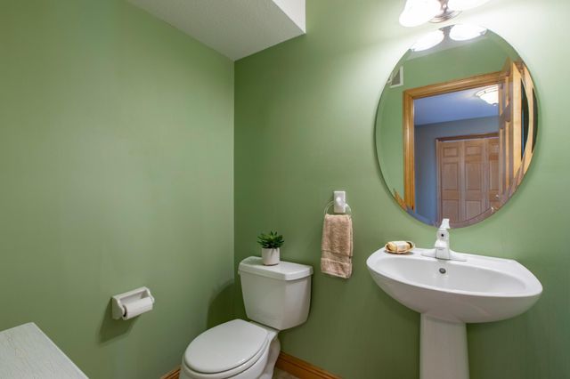 4418 4th Place NW, Rochester, MN 55901