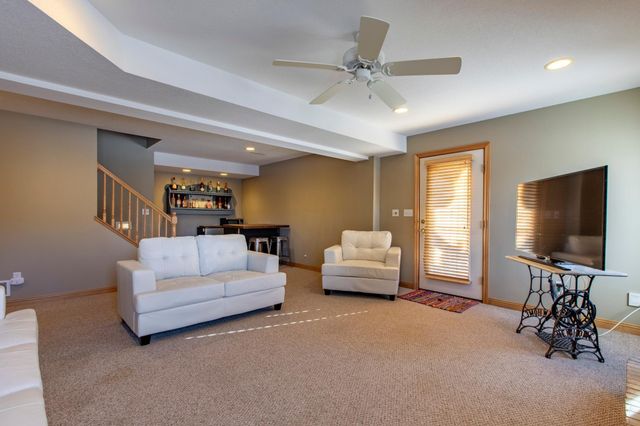 4418 4th Place NW, Rochester, MN 55901